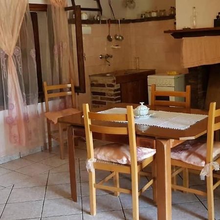 Bilocale Santa Maria Il Palazzone Esterno foto